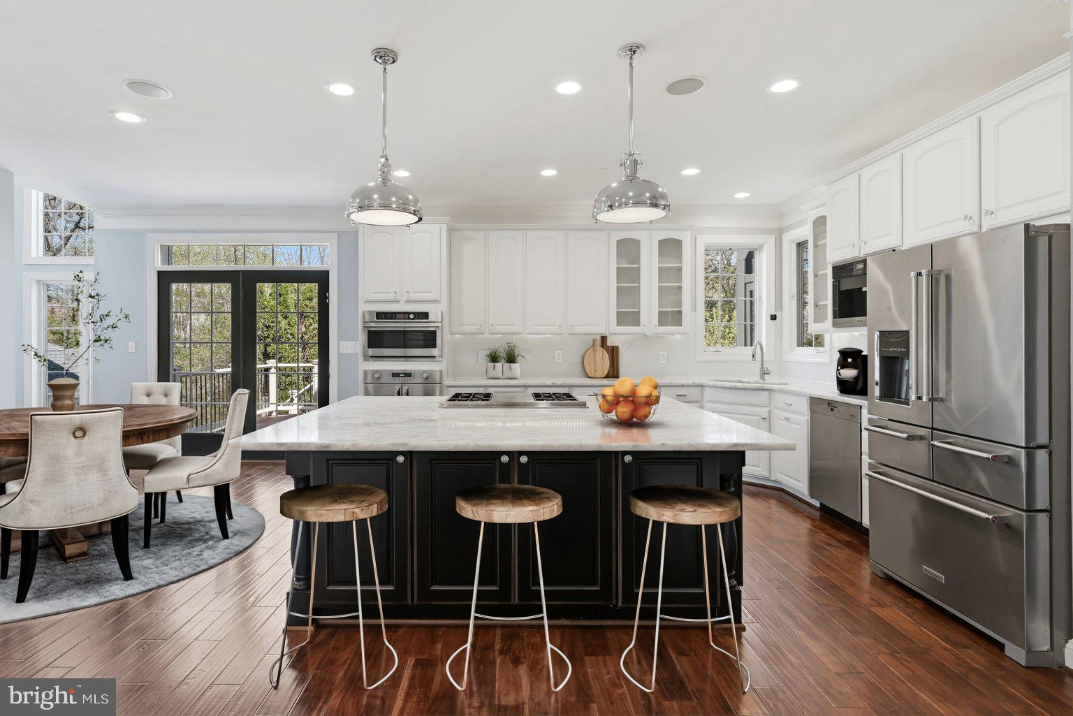 POLAND - Residential