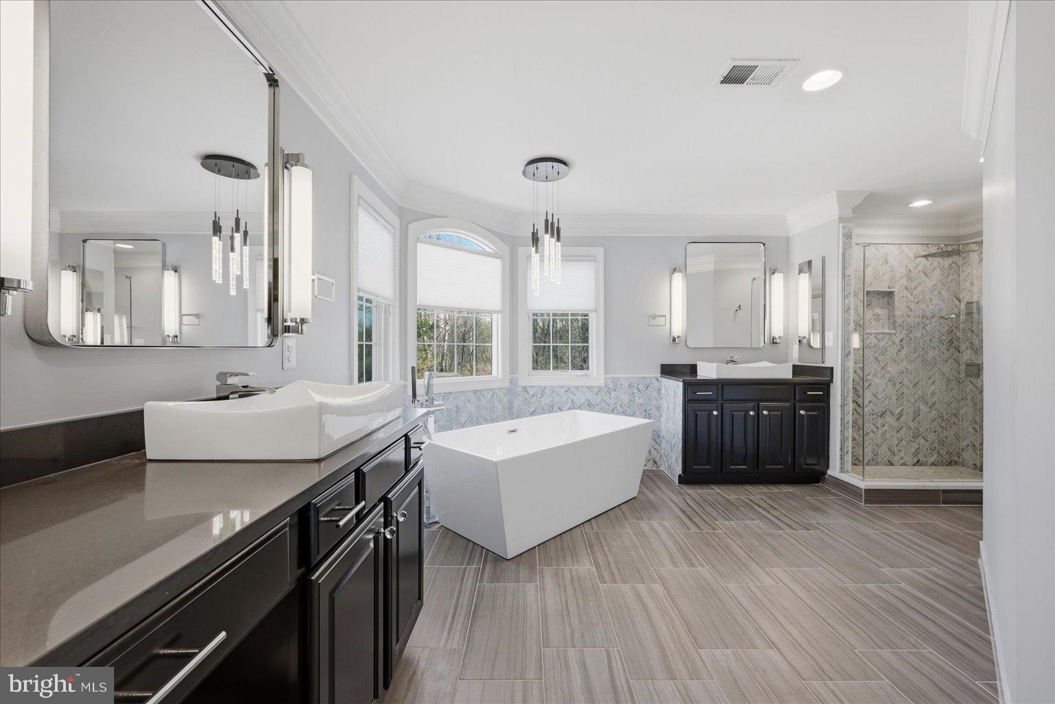 POLAND - Residential