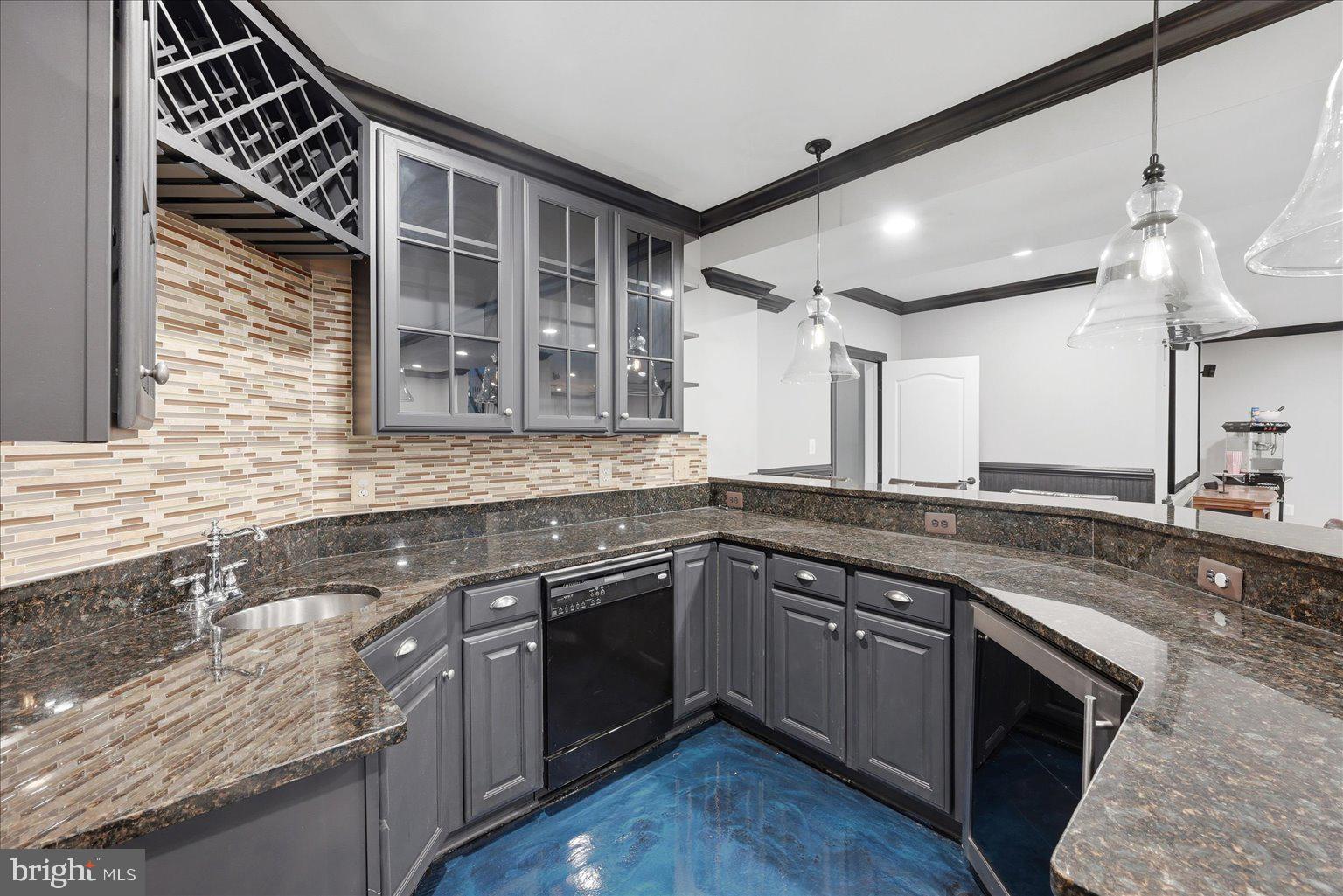 POLAND - Residential