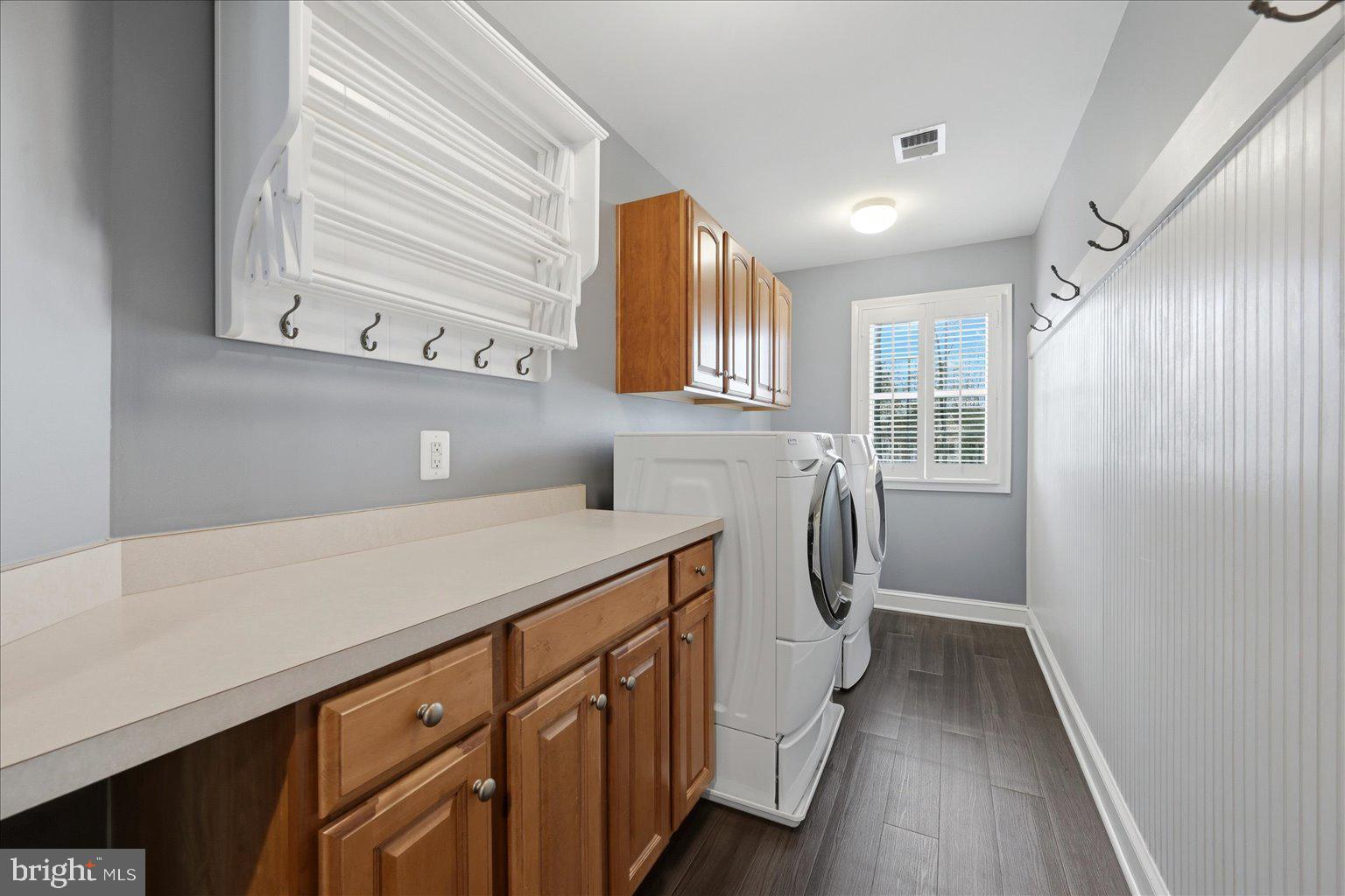 POLAND - Residential