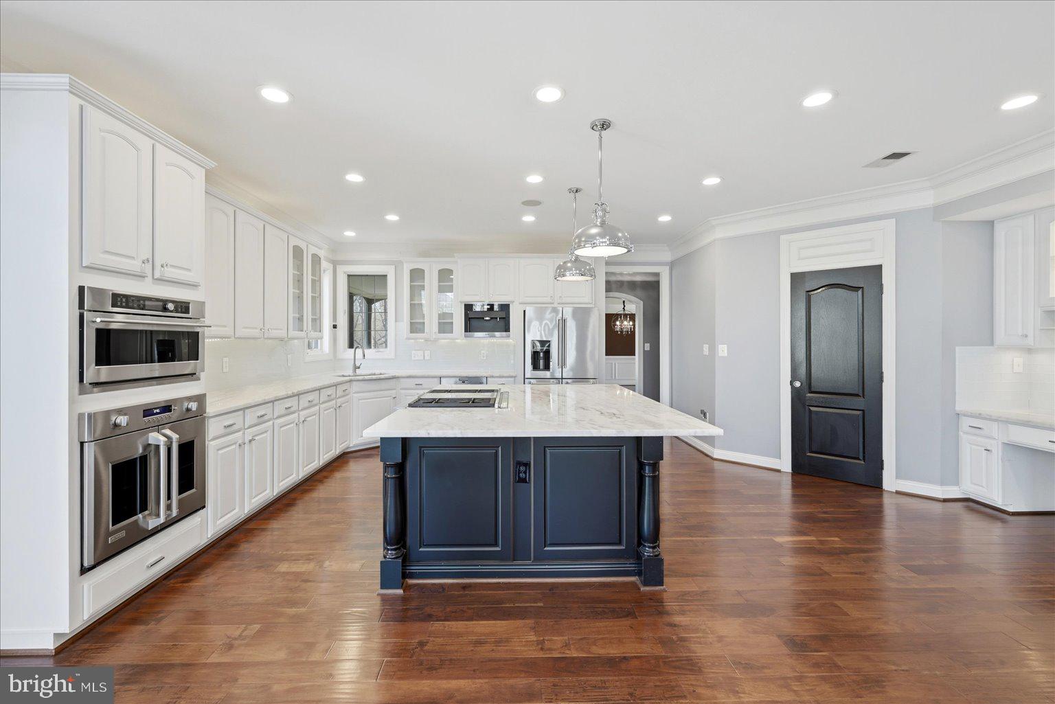 POLAND - Residential