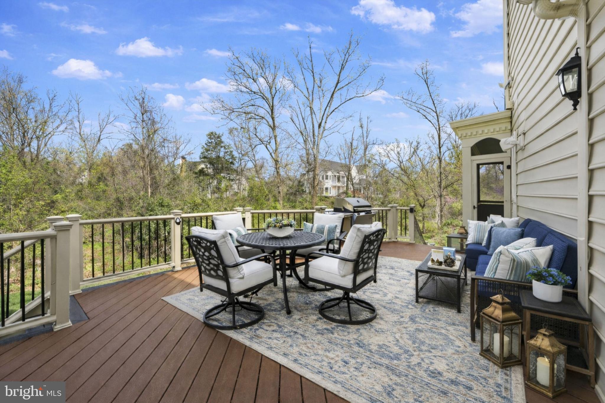 POLAND - Residential