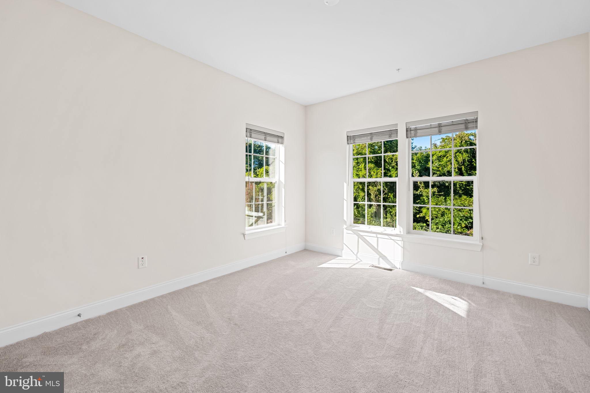 GREENLEIGH AT CROSSROADS - Residential