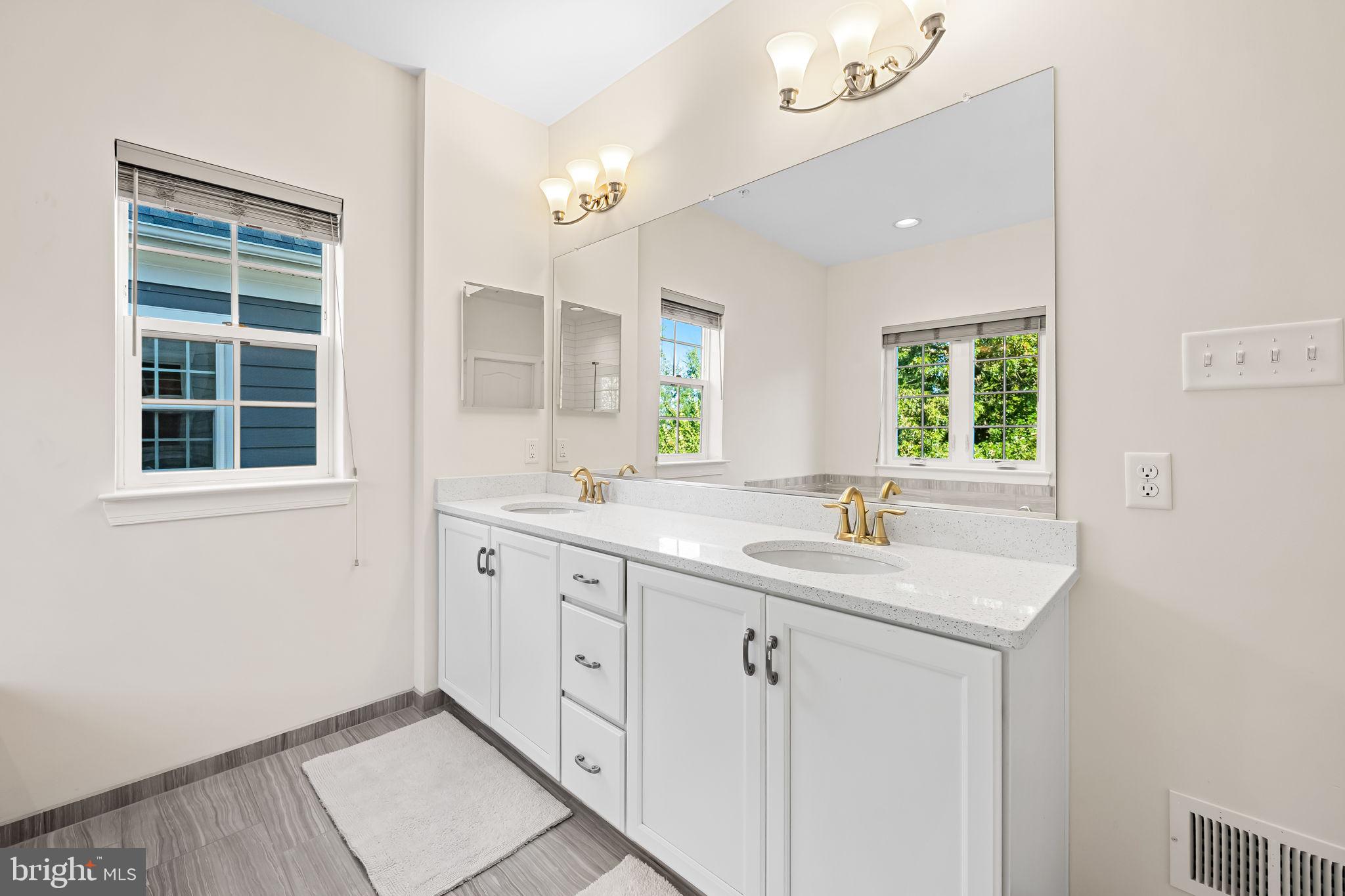 GREENLEIGH AT CROSSROADS - Residential