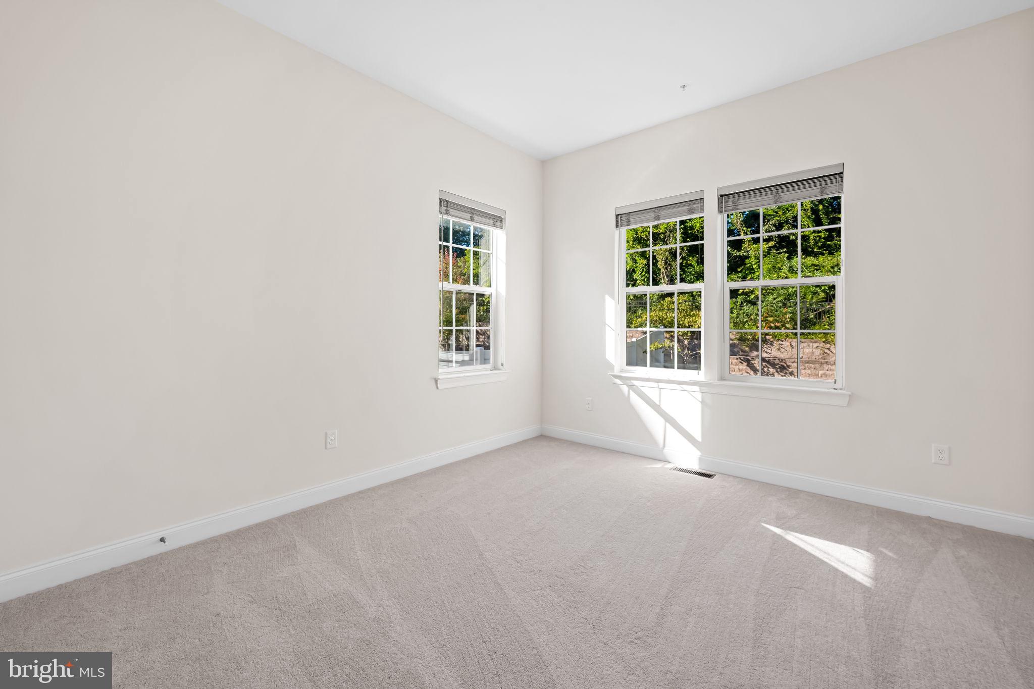 GREENLEIGH AT CROSSROADS - Residential