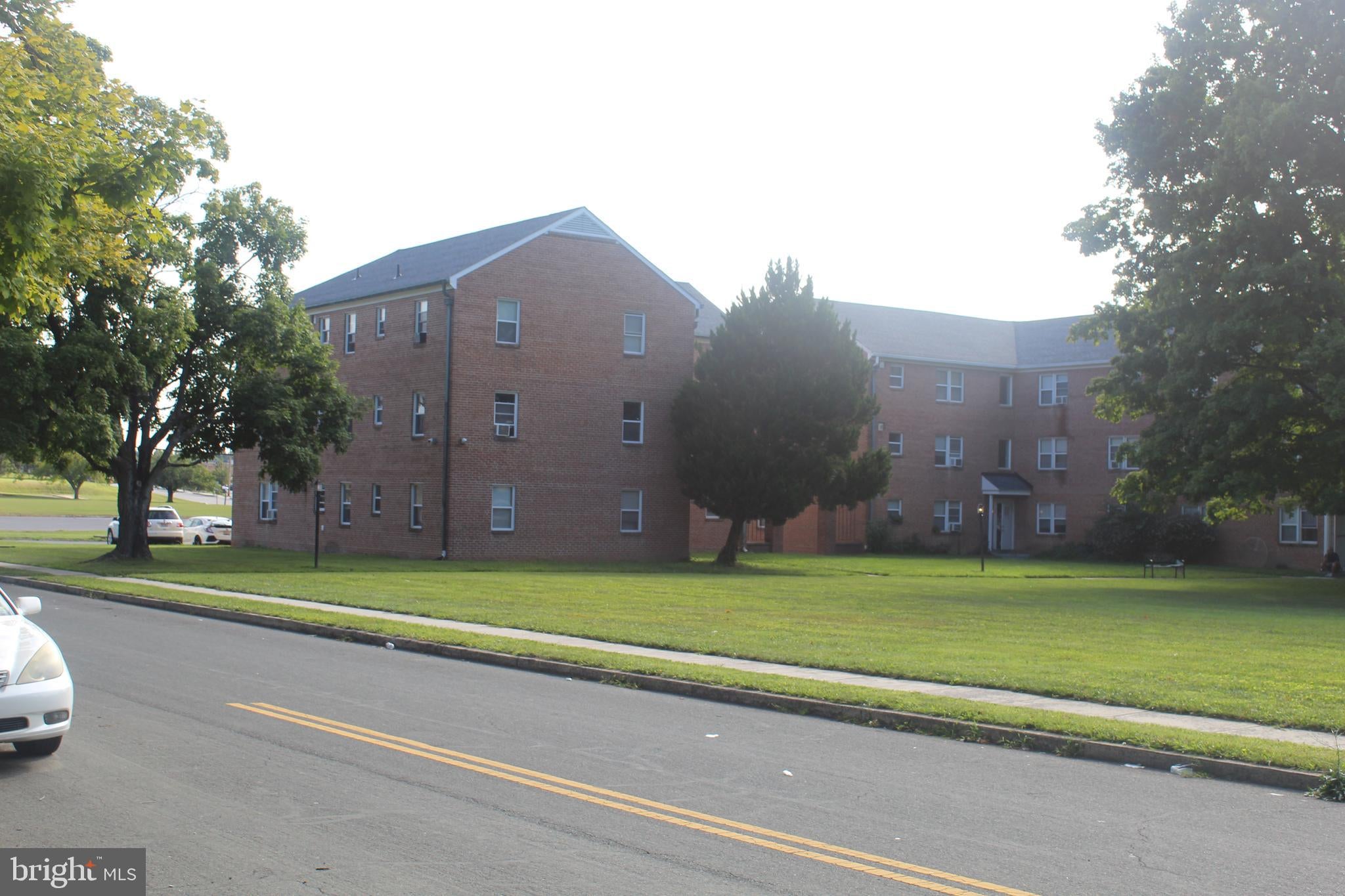 300 NORTHERN AVENUE APT 4D
