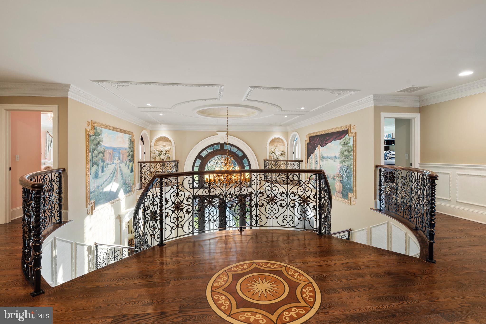 GRENOBLE MANOR - Residential