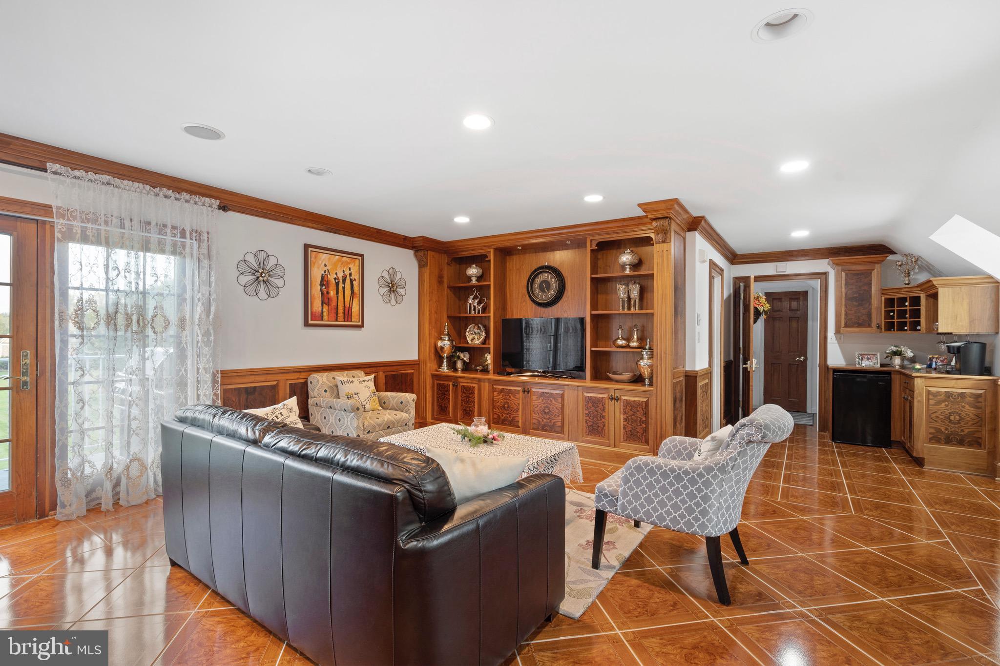 GRENOBLE MANOR - Residential