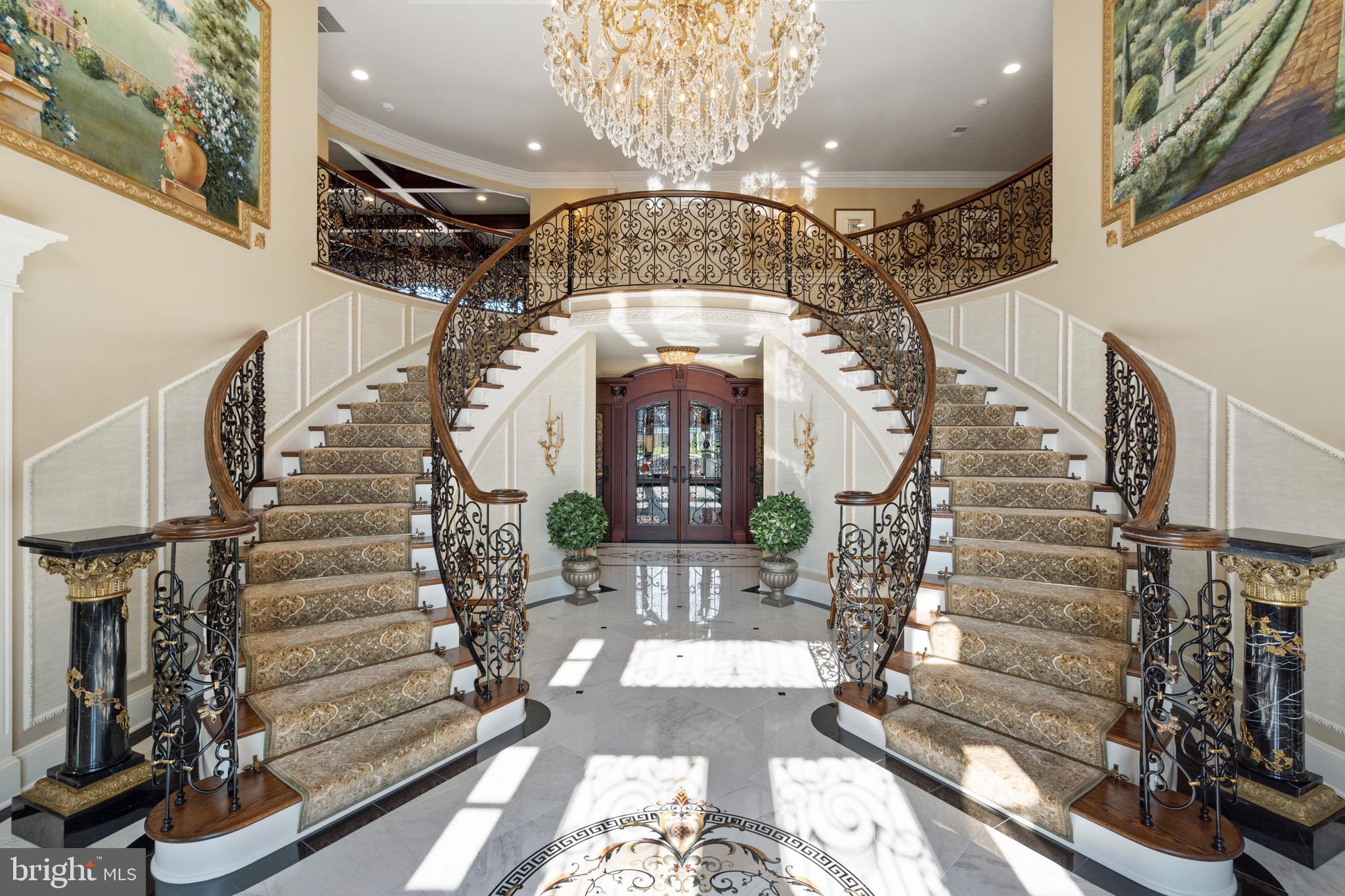 GRENOBLE MANOR - Residential