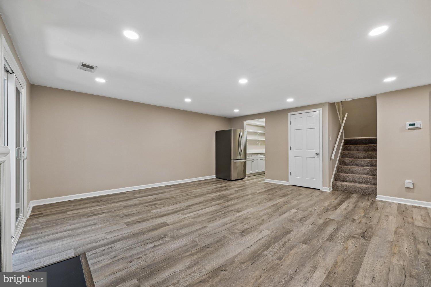 9753 HELLINGLY PLACE 19
