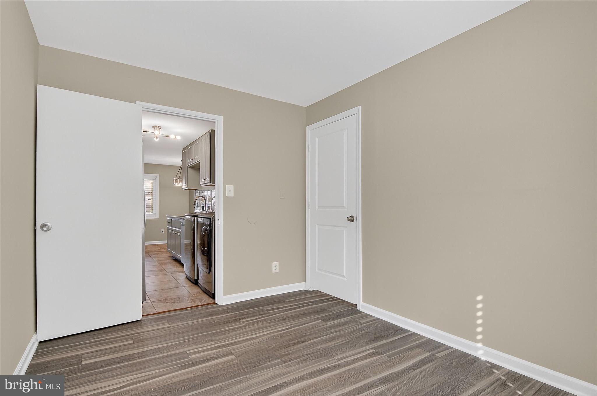 402 RENEAU WAY