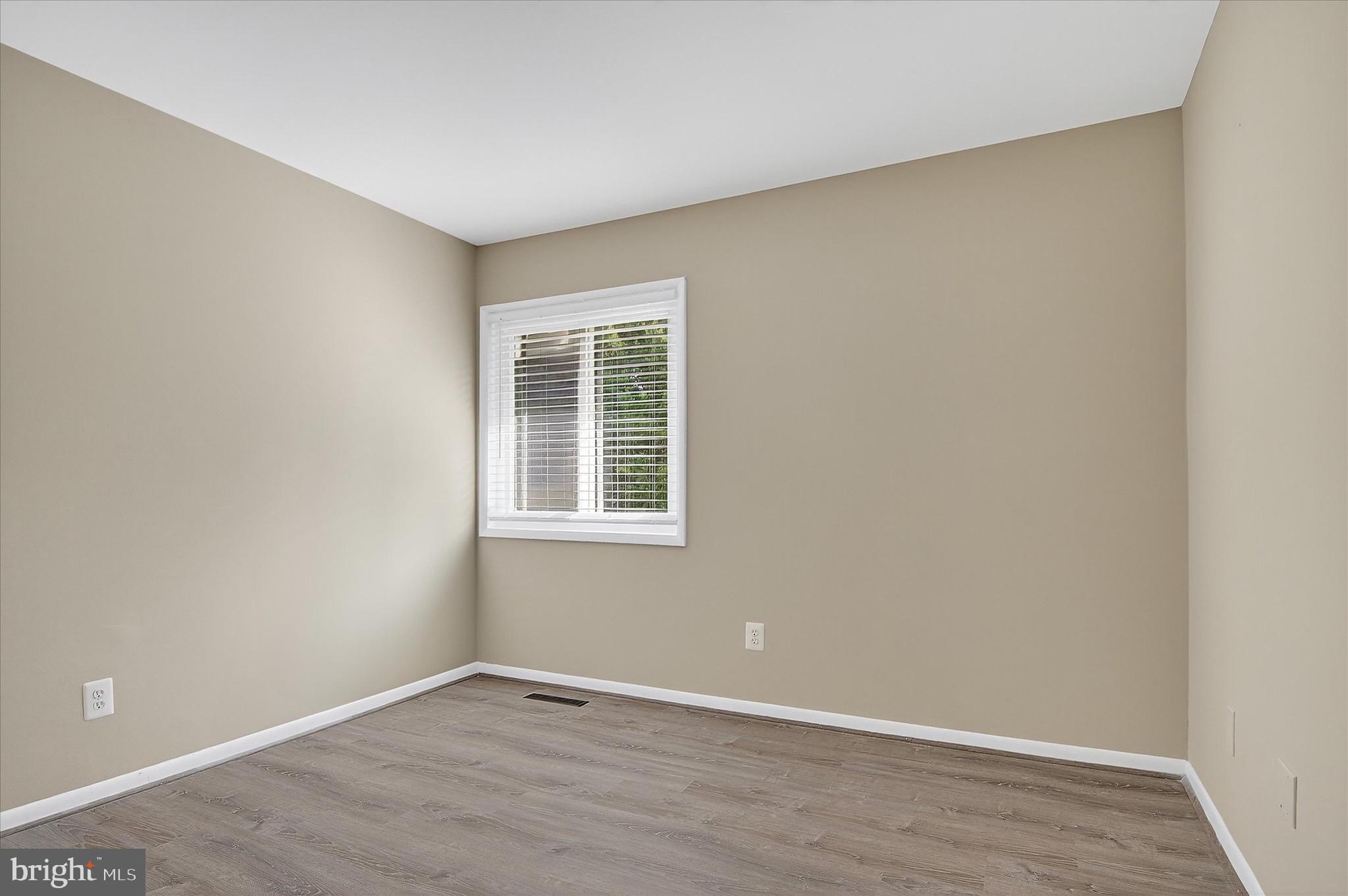 CRESTVIEW MEADOWS - Residential