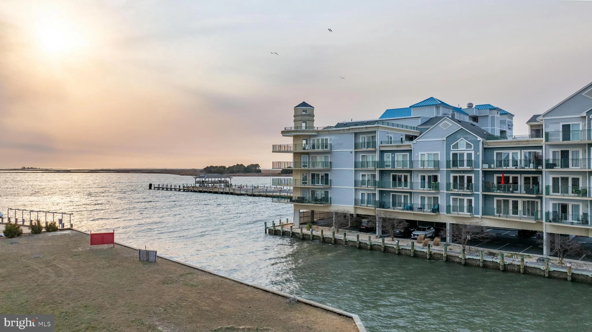 1 Dock Street Unit 203