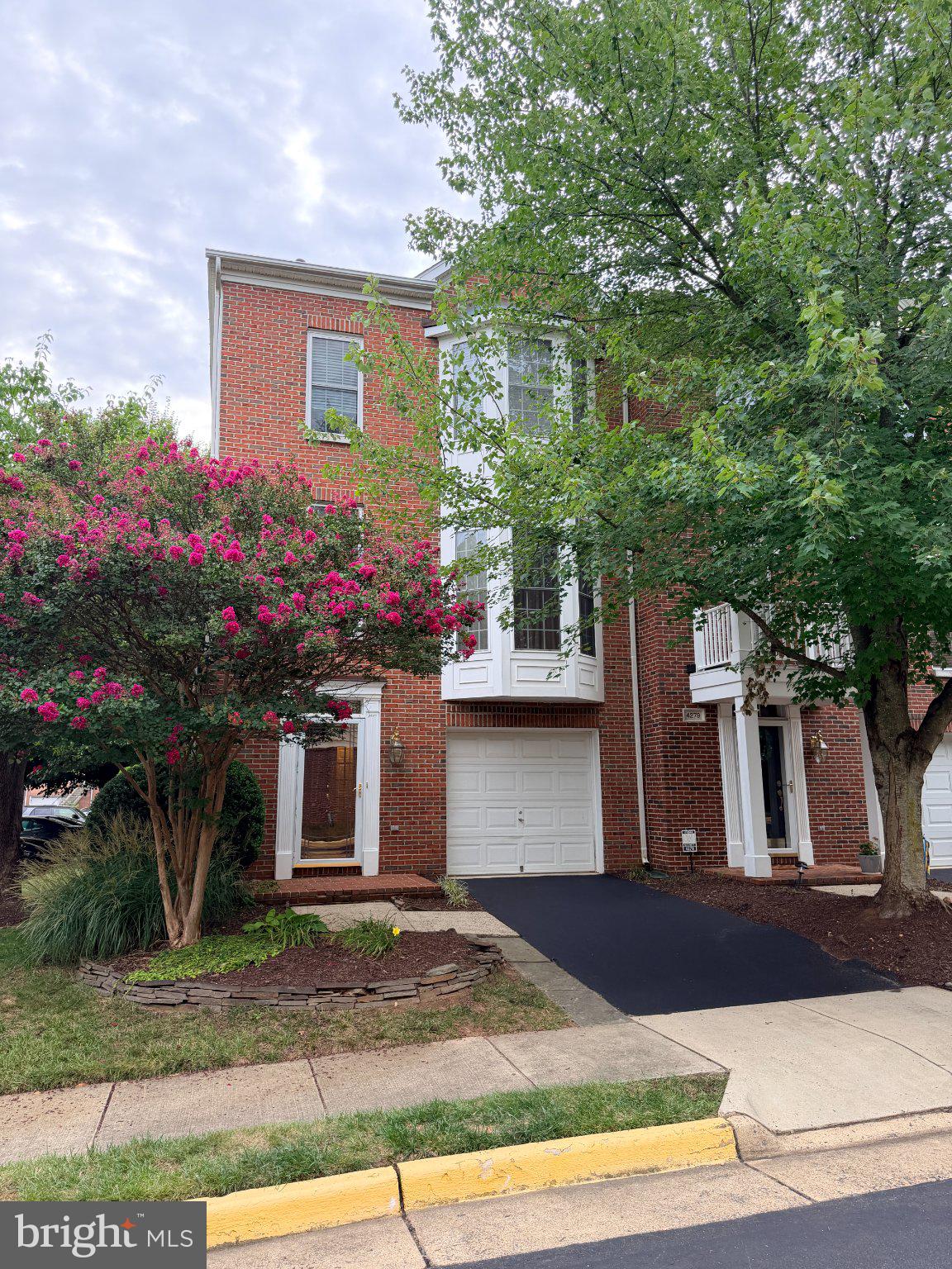 4277 PARK GREEN