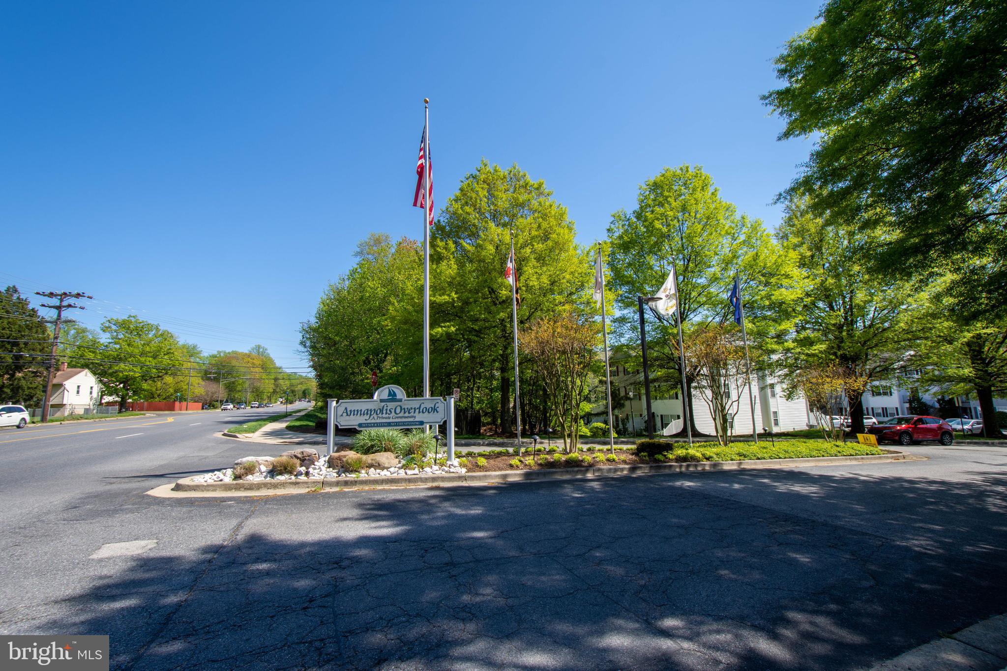 ANNAPOLIS OVERLOOK - Residential