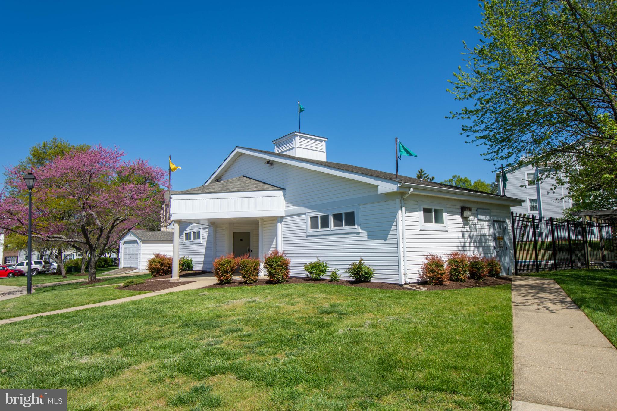 ANNAPOLIS OVERLOOK - Residential