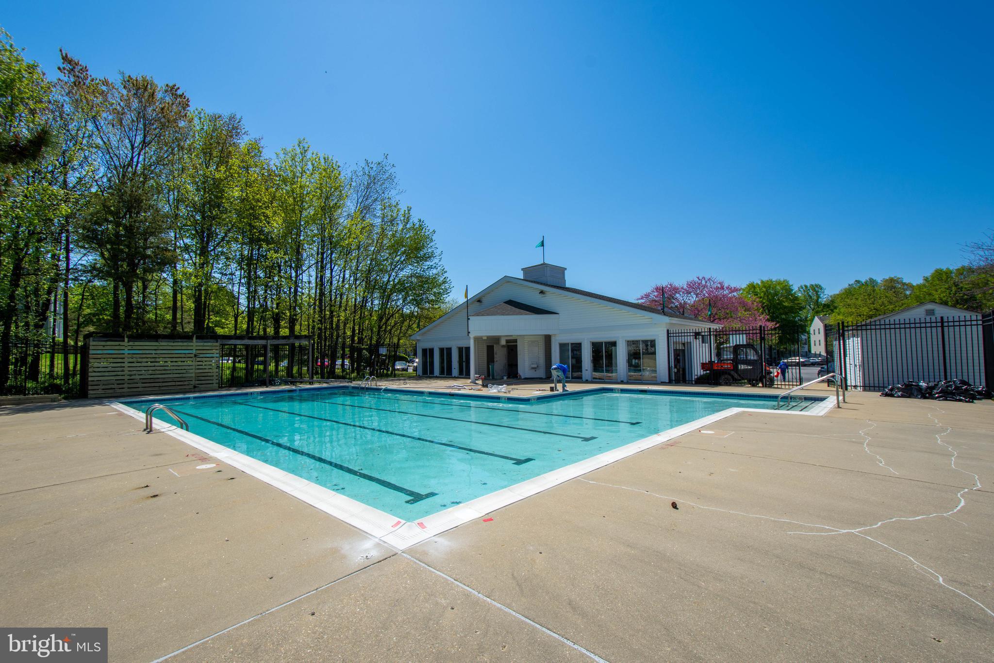 ANNAPOLIS OVERLOOK - Residential
