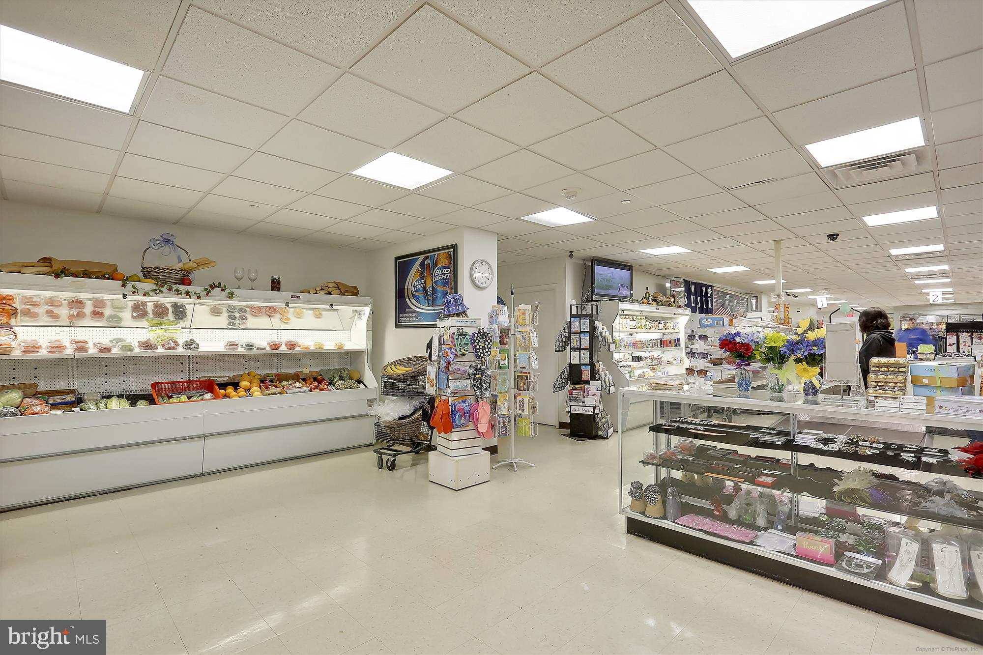 POOKS HILL - Residential