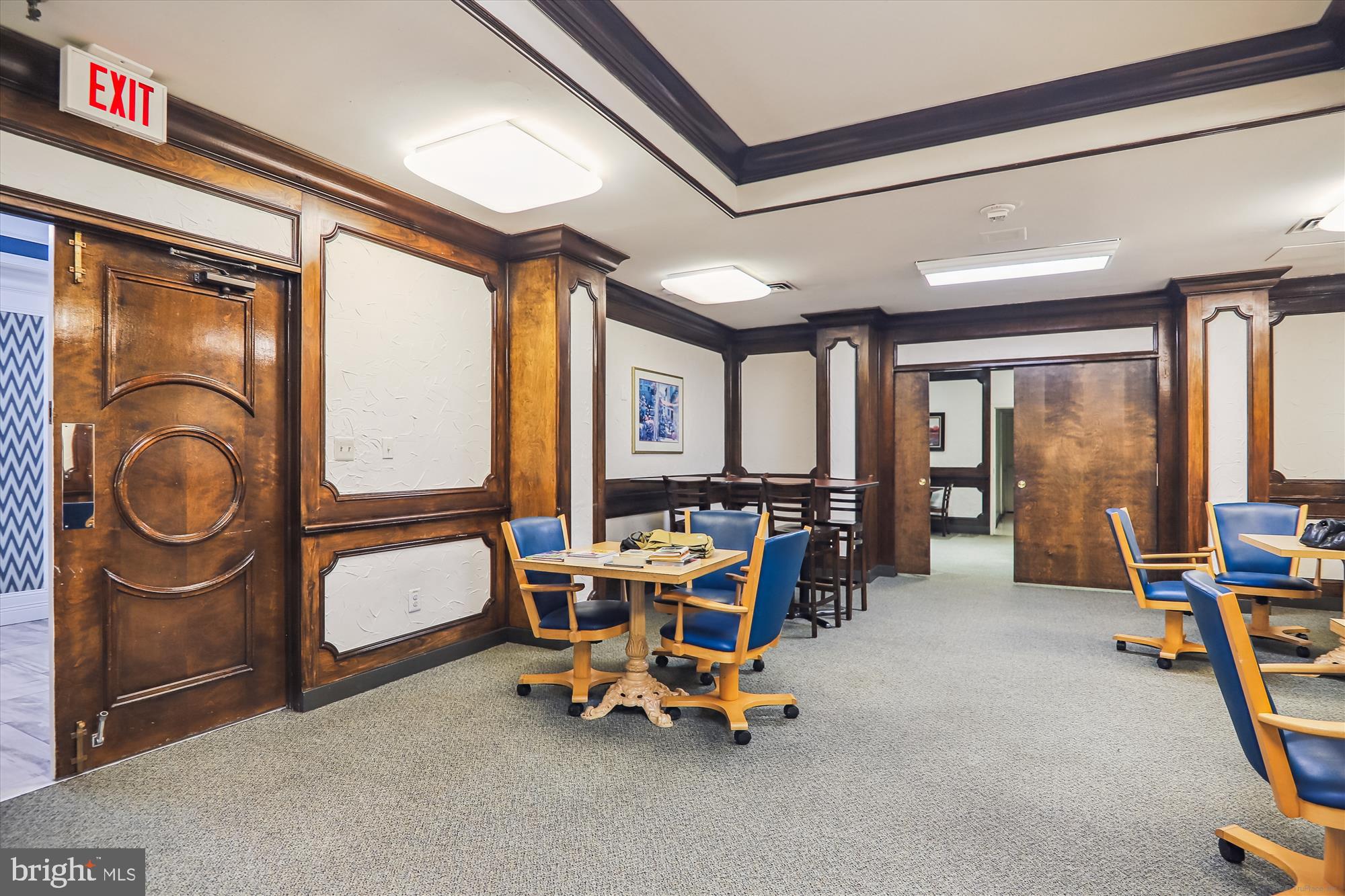 POOKS HILL - Residential