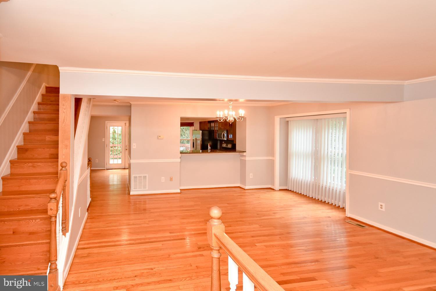 SPRINGFIELD OAKS - Residential