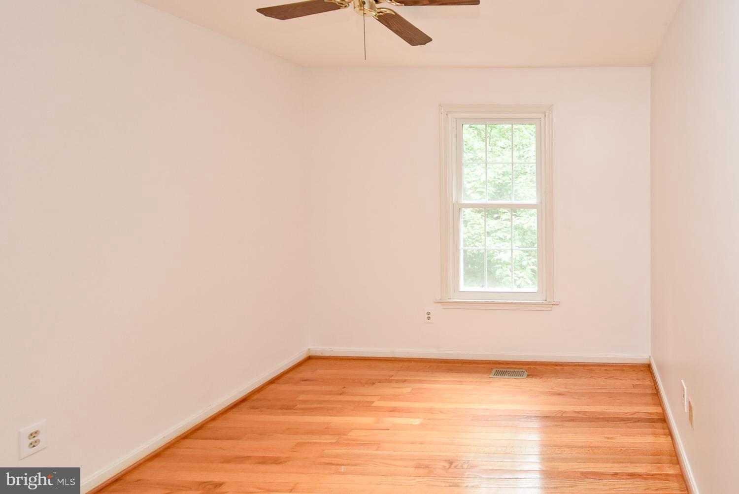 SPRINGFIELD OAKS - Residential