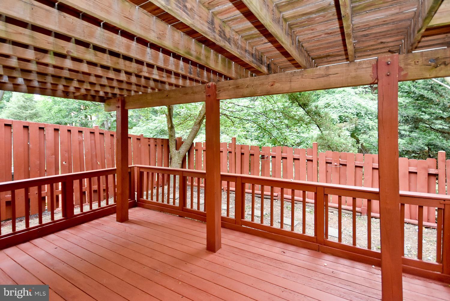 SPRINGFIELD OAKS - Residential