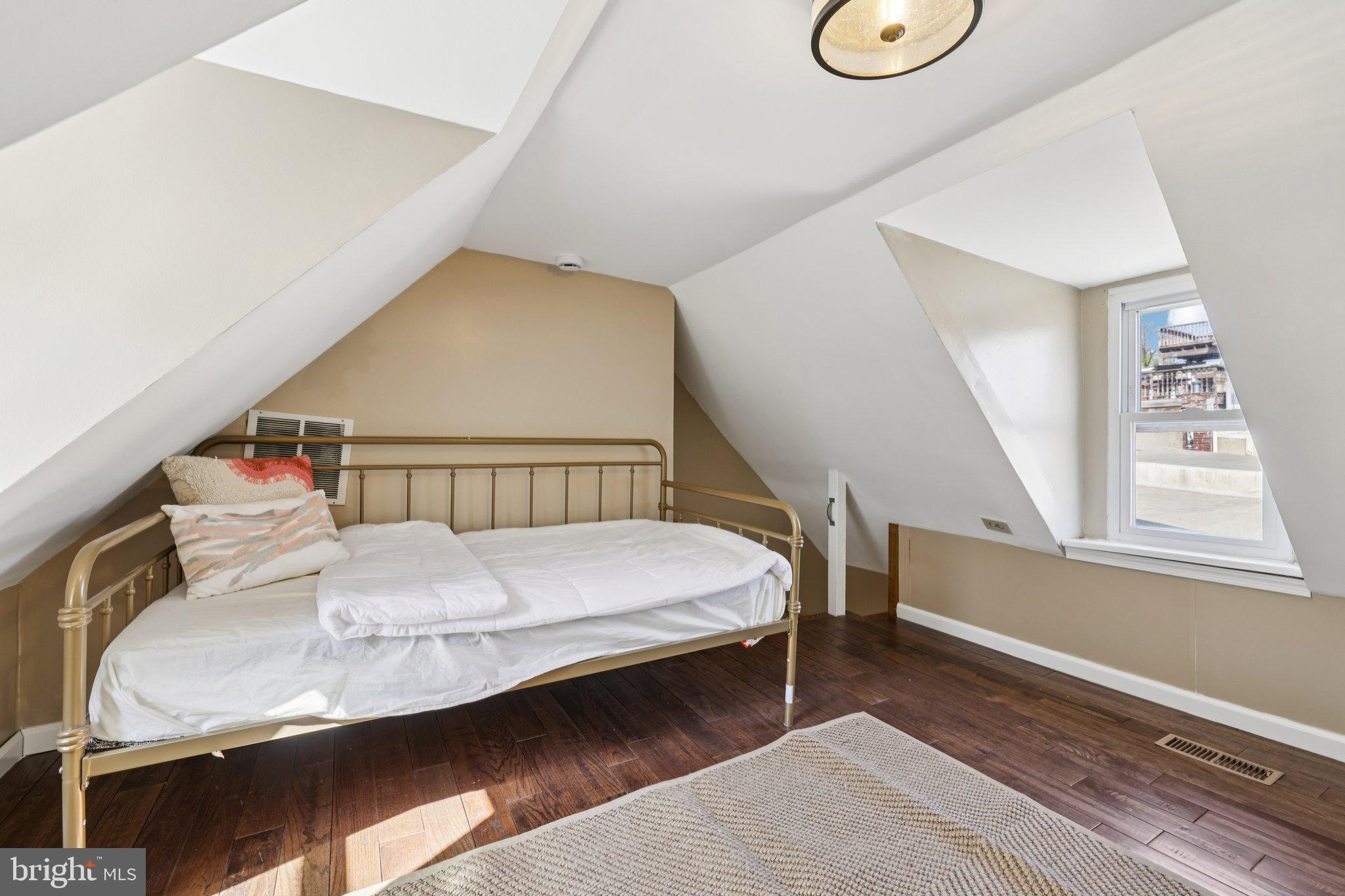 FELLS POINT HISTORIC DISTRICT - Residential