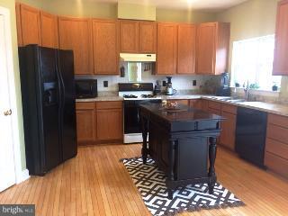 NORBECK GROVE - Residential