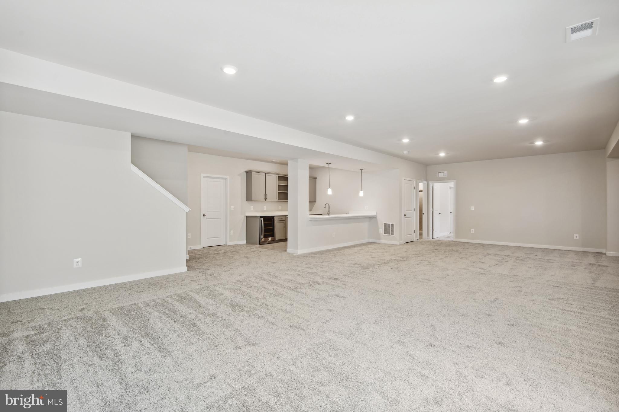 CLEVENGER CORNER VILLAGE - Residential