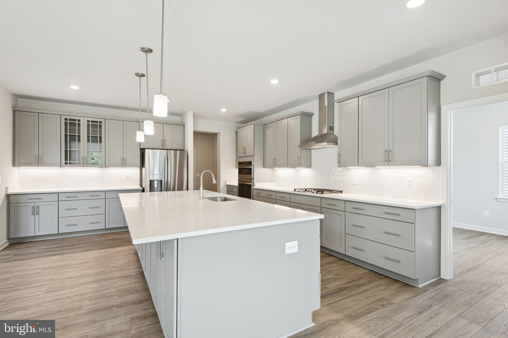 CLEVENGER CORNER VILLAGE - Residential