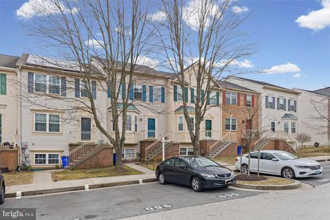 Townhouse For Sale - 9247 Brewington Ln<br/> Howard County, LAUREL, MD 20723