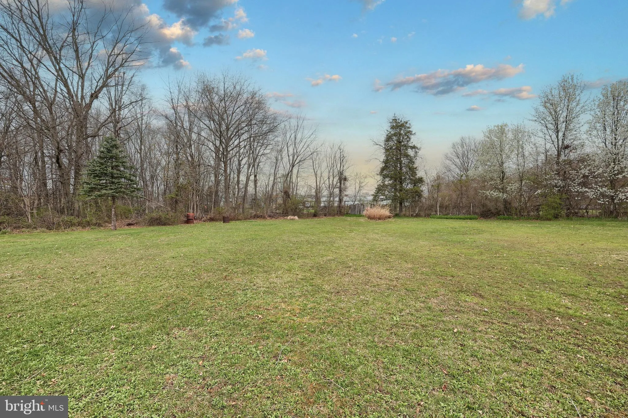 New Oxford, Pennsylvania 17350, United States, 3 Bedrooms Bedrooms, ,1 BathroomBathrooms,Residential,Pending,104545