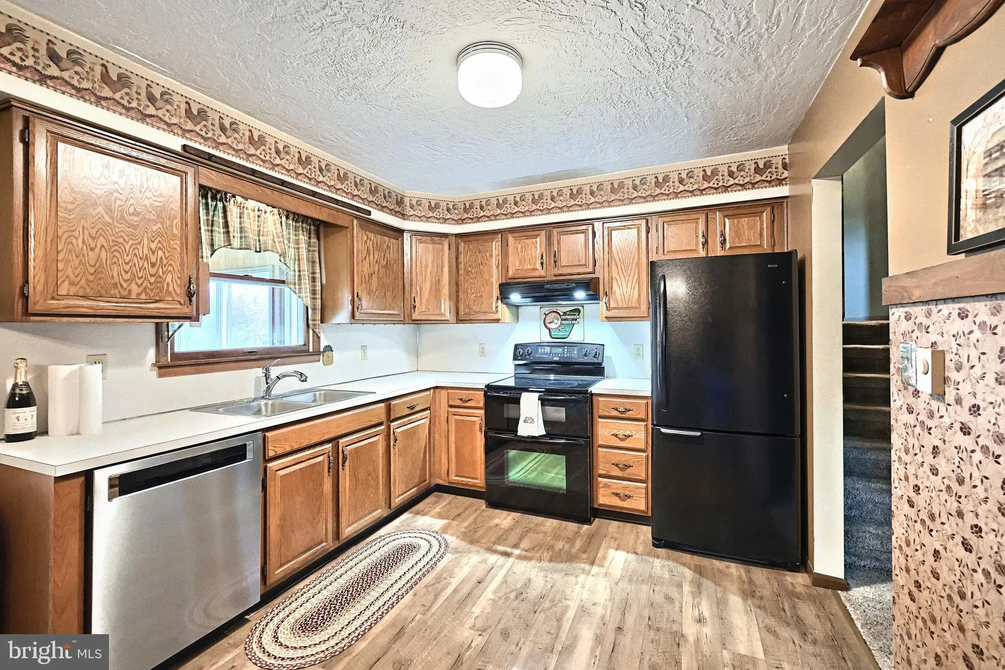 New Oxford, Pennsylvania 17350, United States, 3 Bedrooms Bedrooms, ,1 BathroomBathrooms,Residential,Pending,104545