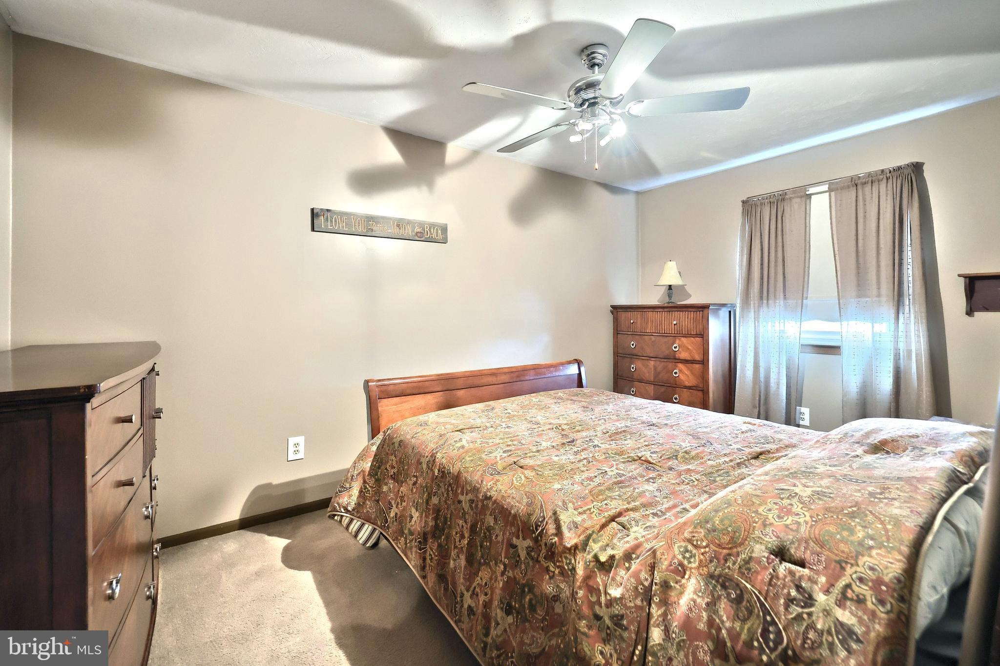 OXFORD ESTATES - Residential