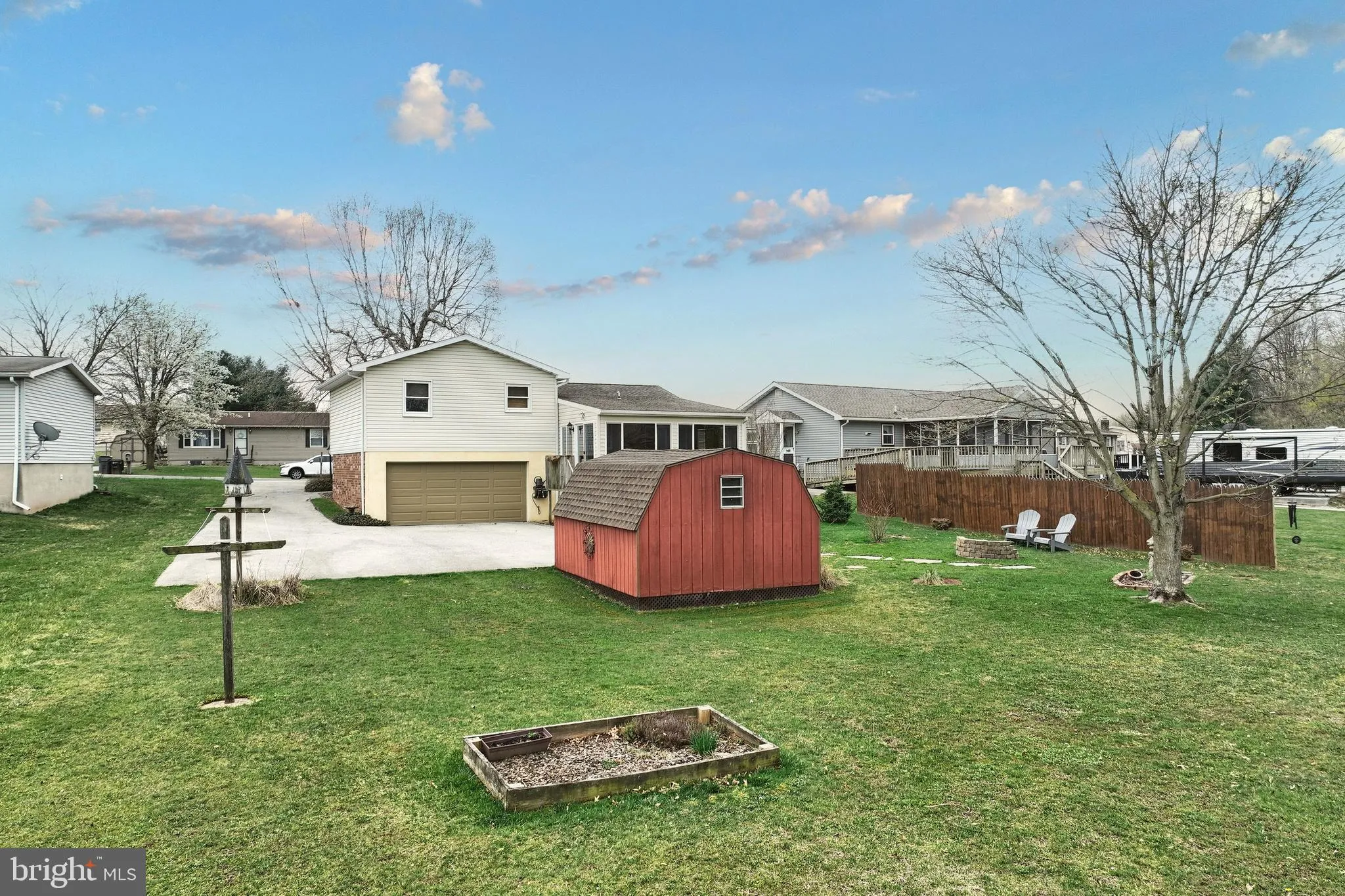 New Oxford, Pennsylvania 17350, United States, 3 Bedrooms Bedrooms, ,1 BathroomBathrooms,Residential,Pending,104545