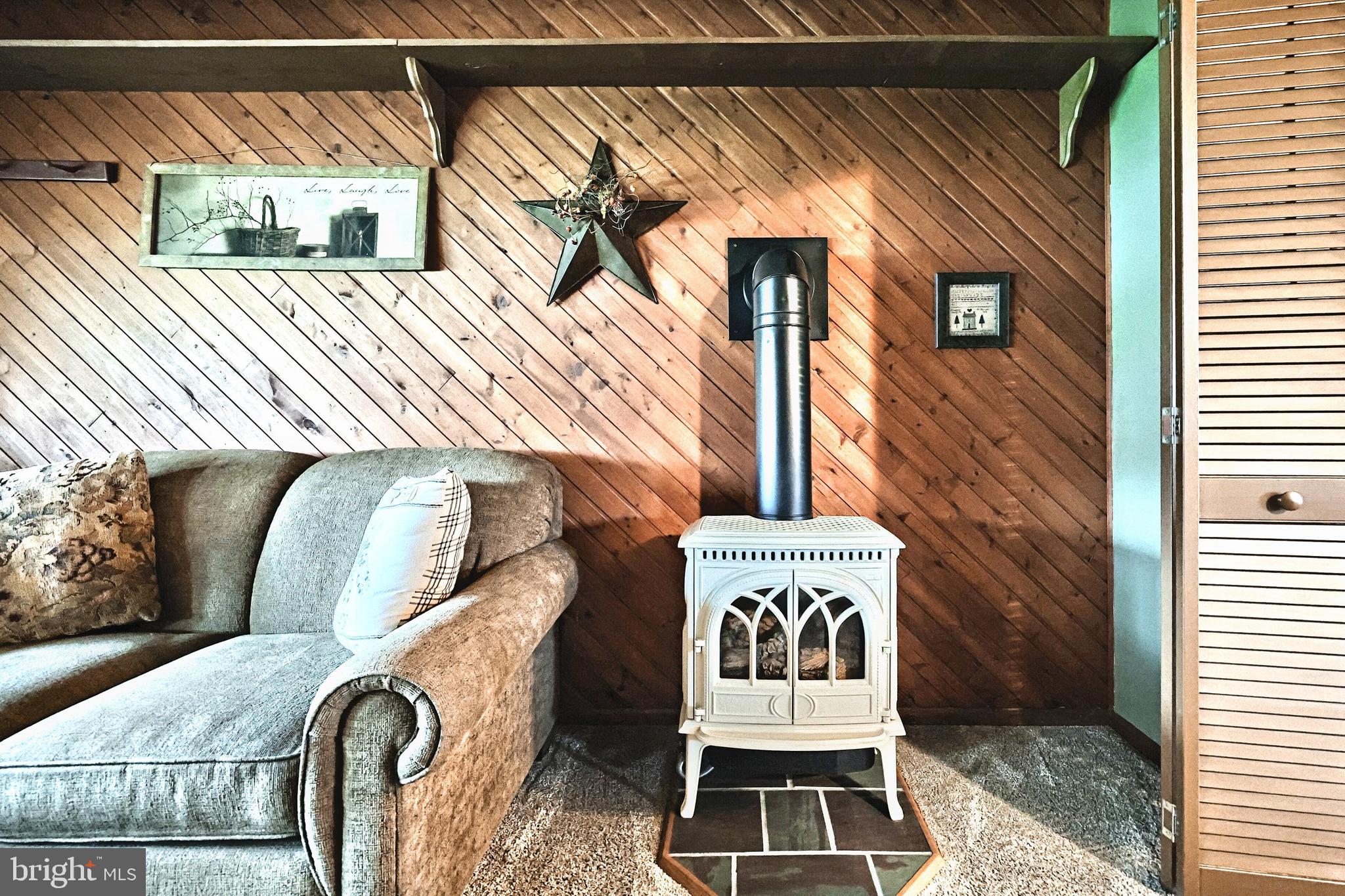 OXFORD ESTATES - Residential