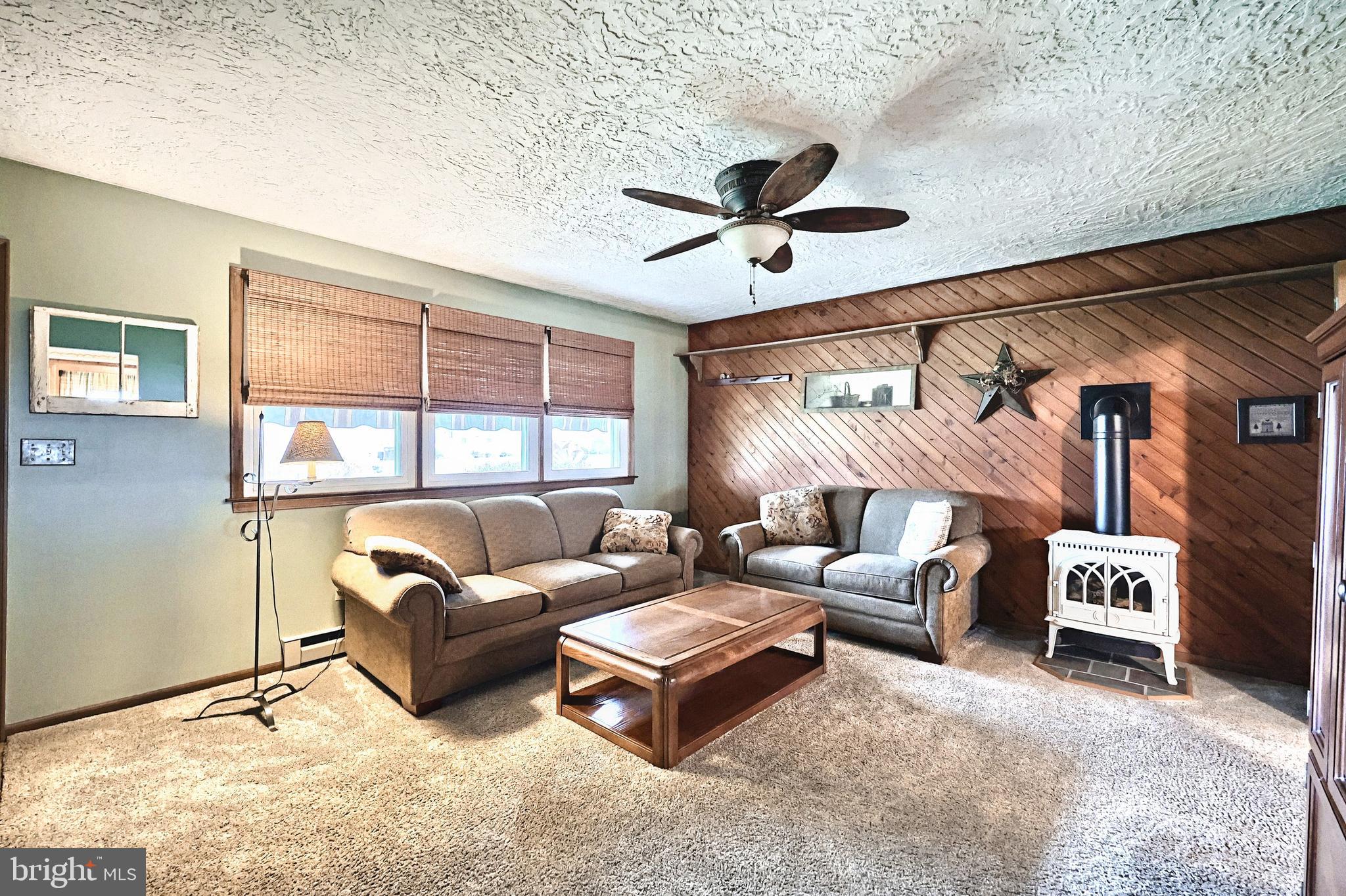 OXFORD ESTATES - Residential