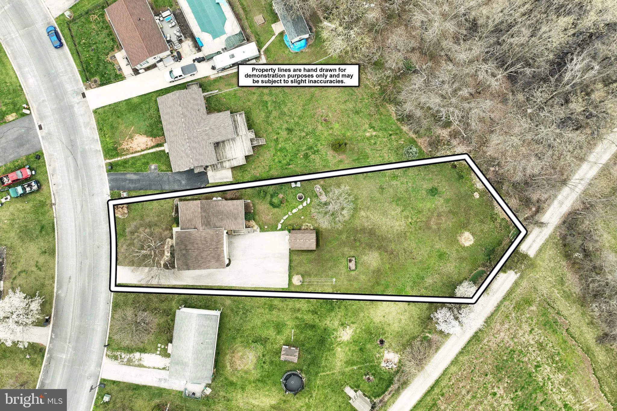 New Oxford, Pennsylvania 17350, United States, 3 Bedrooms Bedrooms, ,1 BathroomBathrooms,Residential,Pending,104545