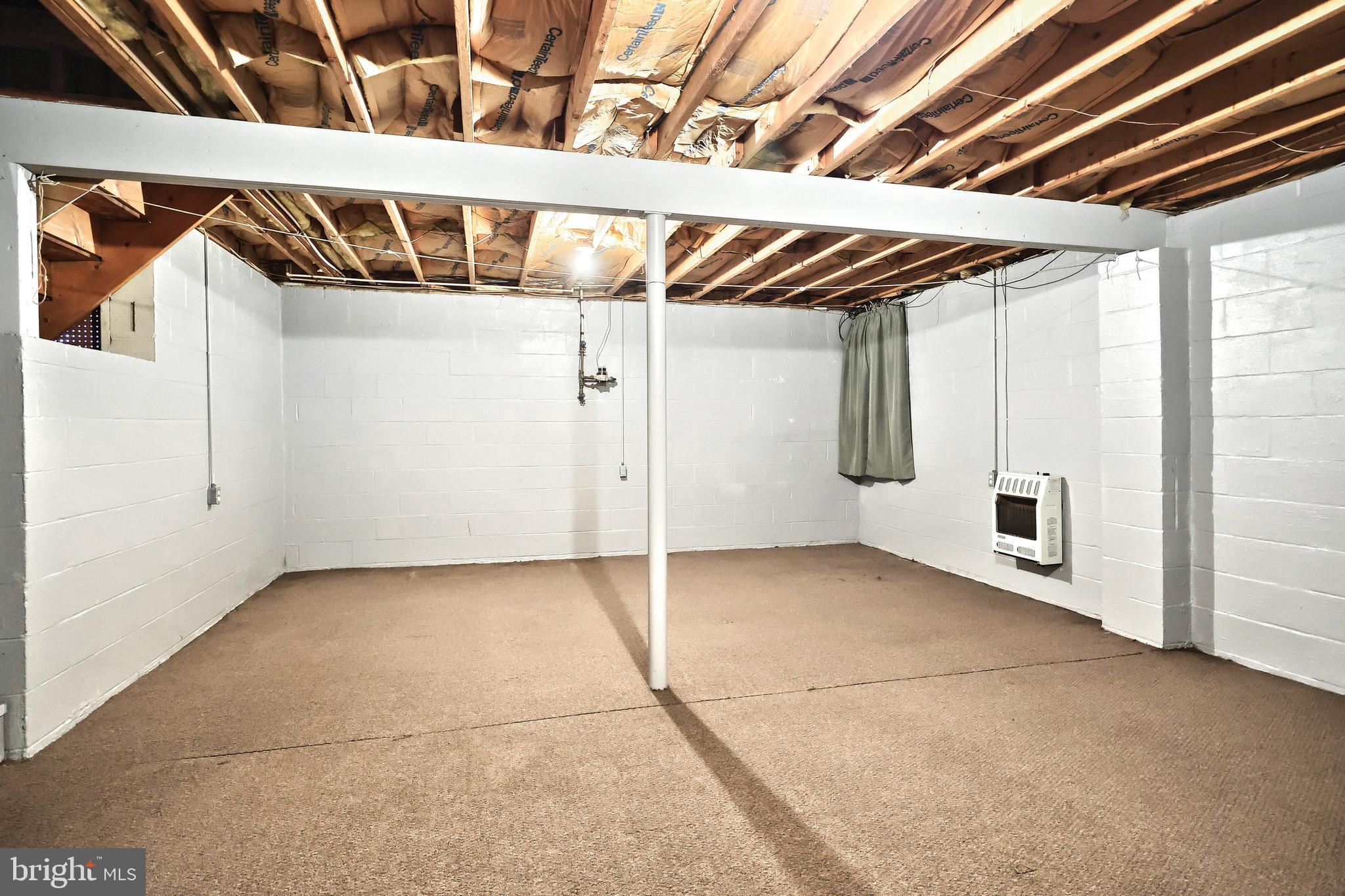 OXFORD ESTATES - Residential