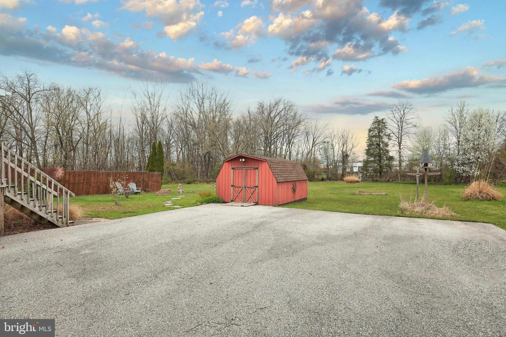 New Oxford, Pennsylvania 17350, United States, 3 Bedrooms Bedrooms, ,1 BathroomBathrooms,Residential,Pending,104545