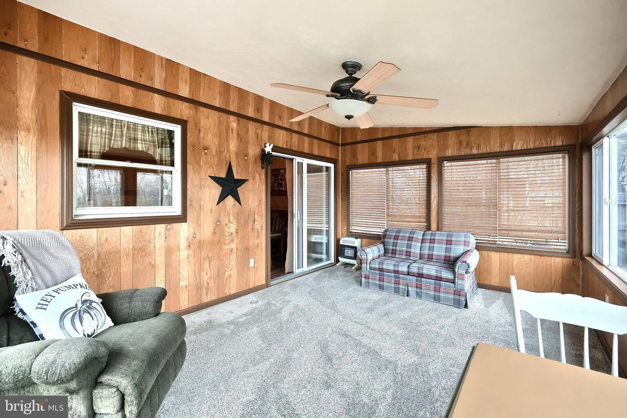 New Oxford, Pennsylvania 17350, United States, 3 Bedrooms Bedrooms, ,1 BathroomBathrooms,Residential,Pending,104545