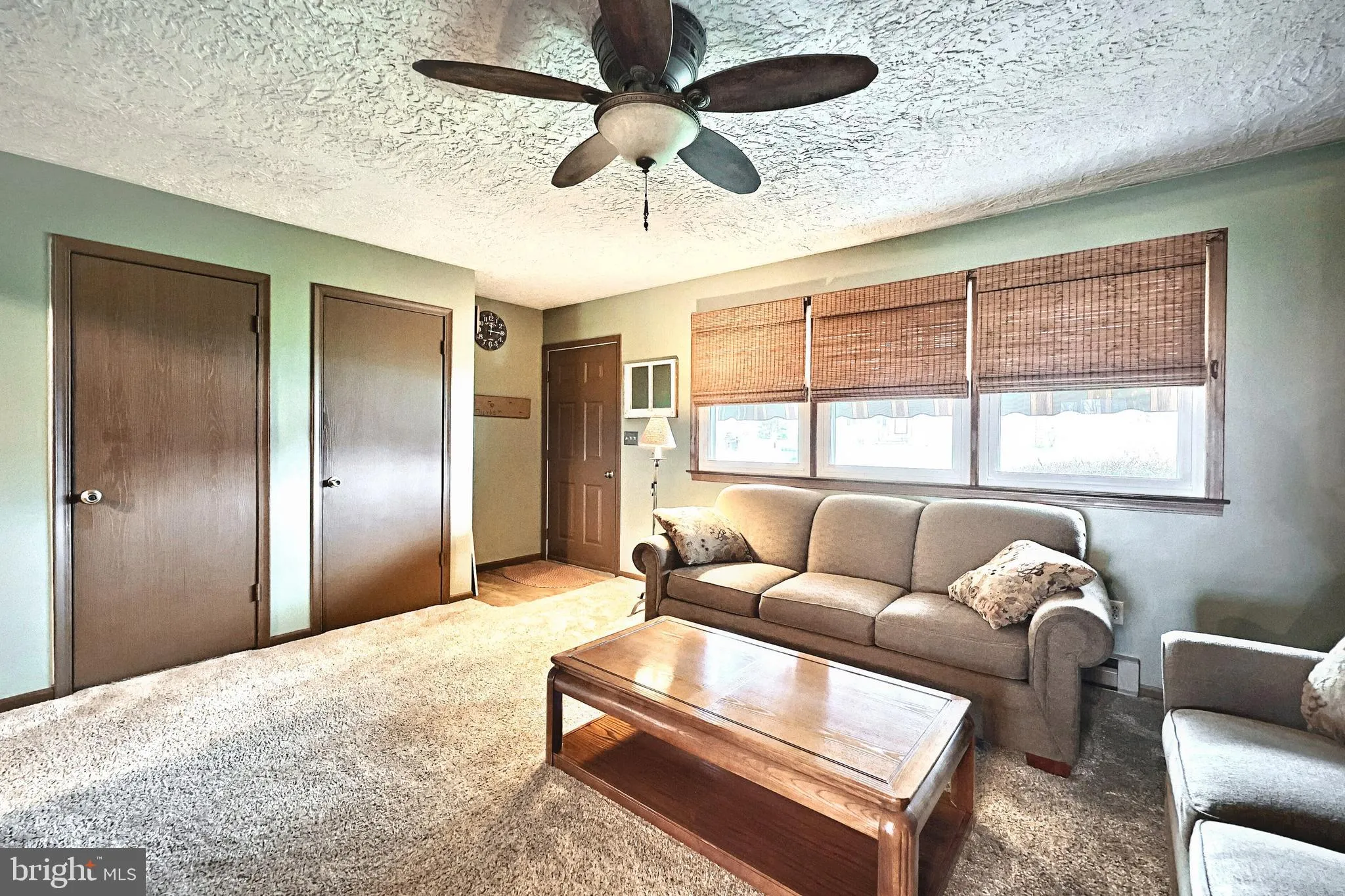 New Oxford, Pennsylvania 17350, United States, 3 Bedrooms Bedrooms, ,1 BathroomBathrooms,Residential,Pending,104545