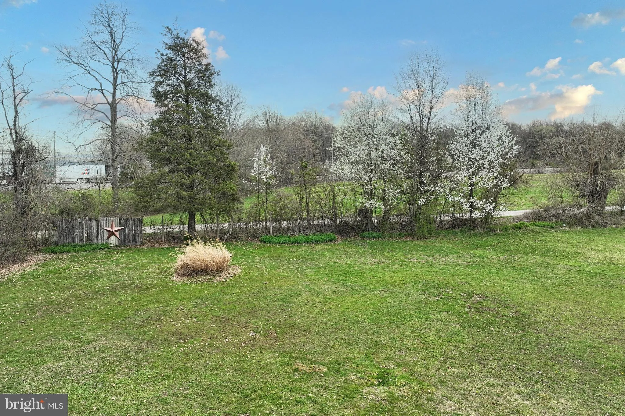 New Oxford, Pennsylvania 17350, United States, 3 Bedrooms Bedrooms, ,1 BathroomBathrooms,Residential,Pending,104545