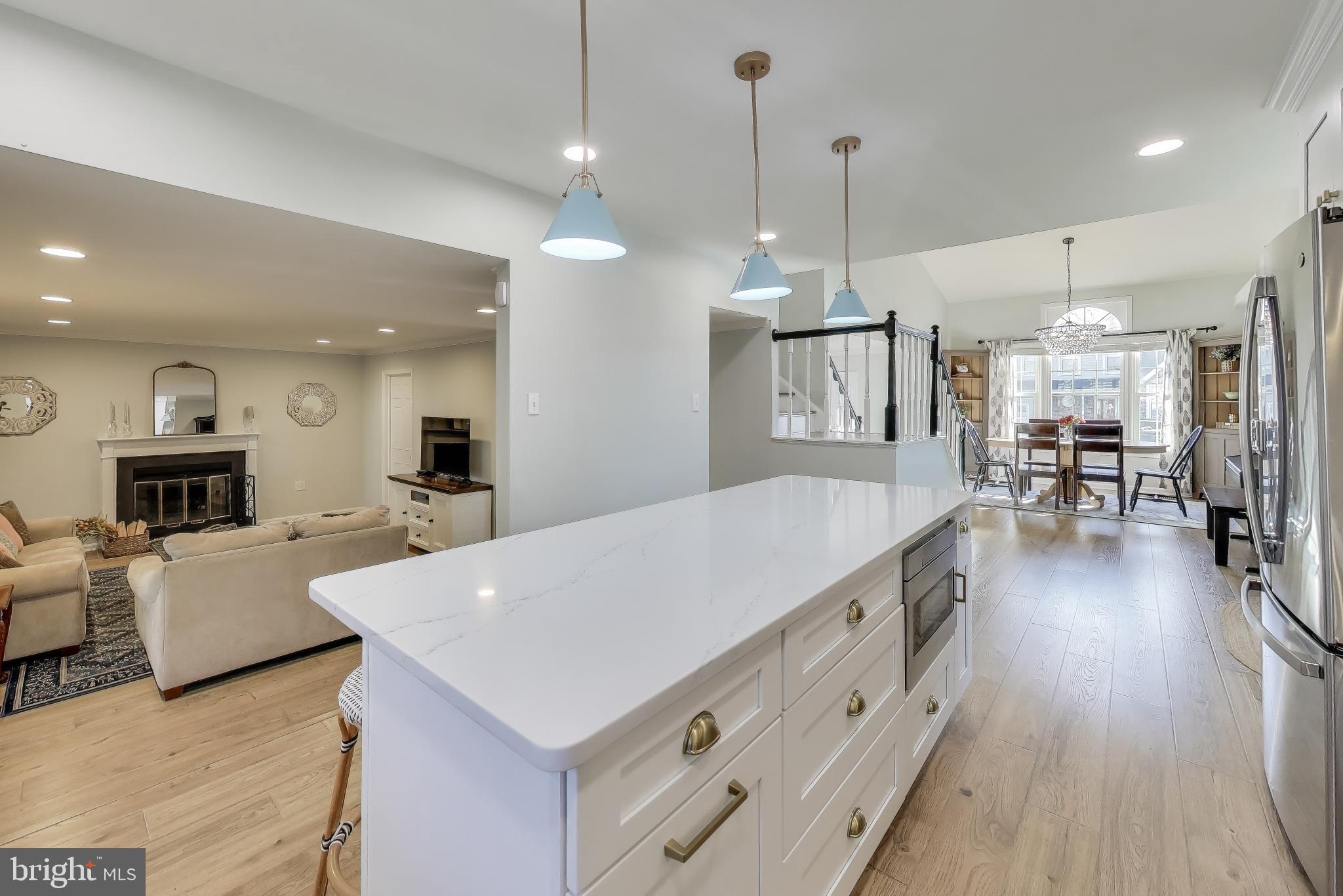 CHANTILLY HIGHLANDS - Residential