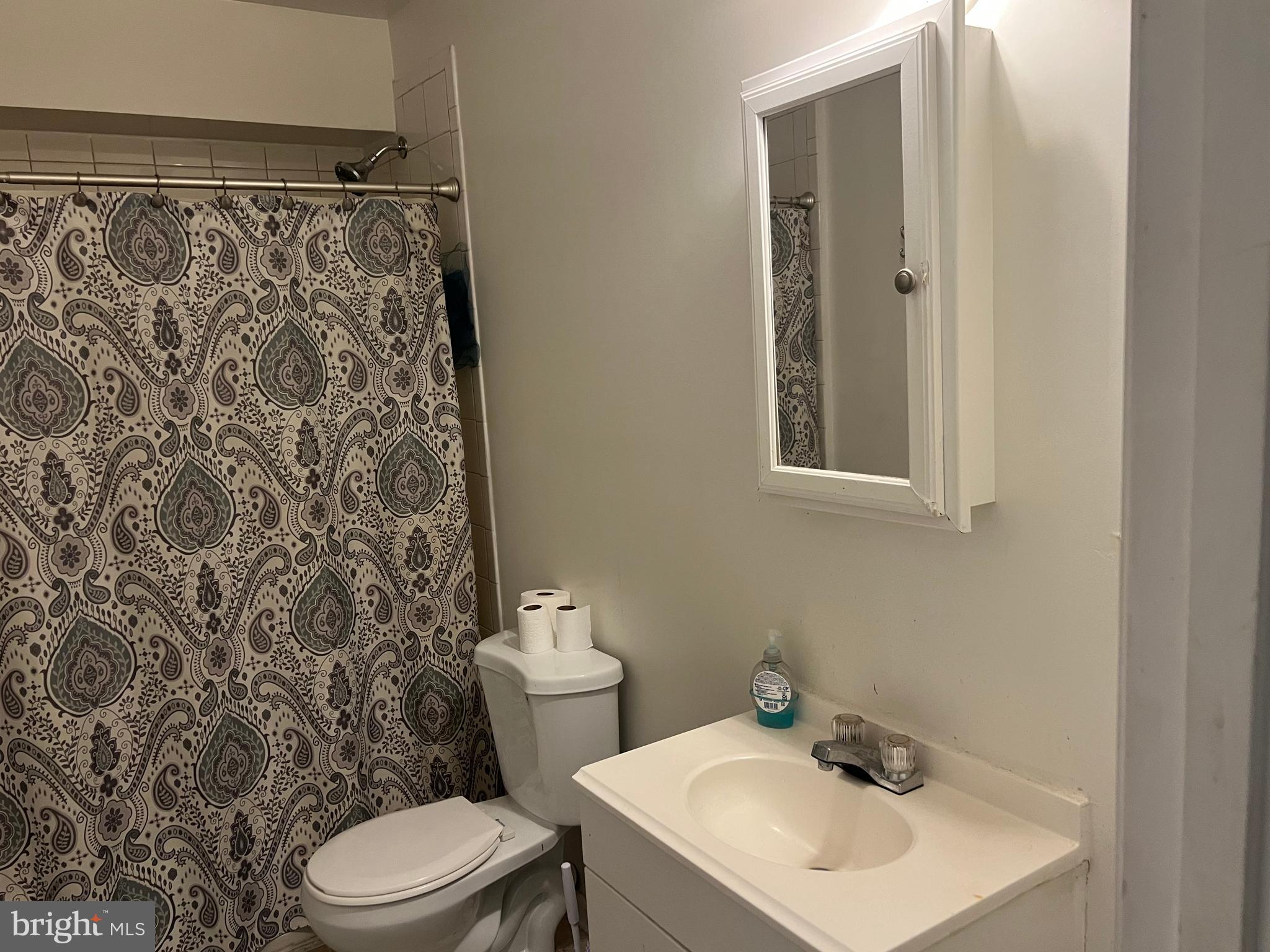 WHITE HOUSE HEIGHTS - Residential