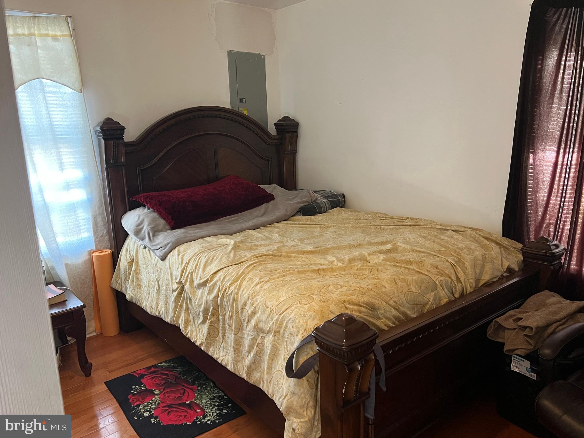 WHITE HOUSE HEIGHTS - Residential