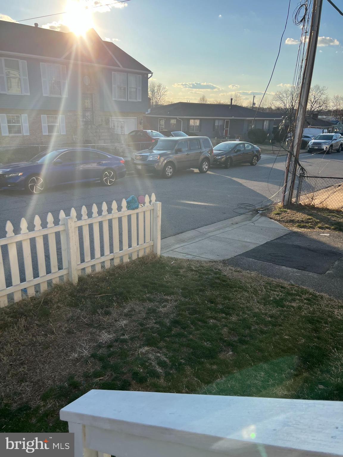 WHITE HOUSE HEIGHTS - Residential