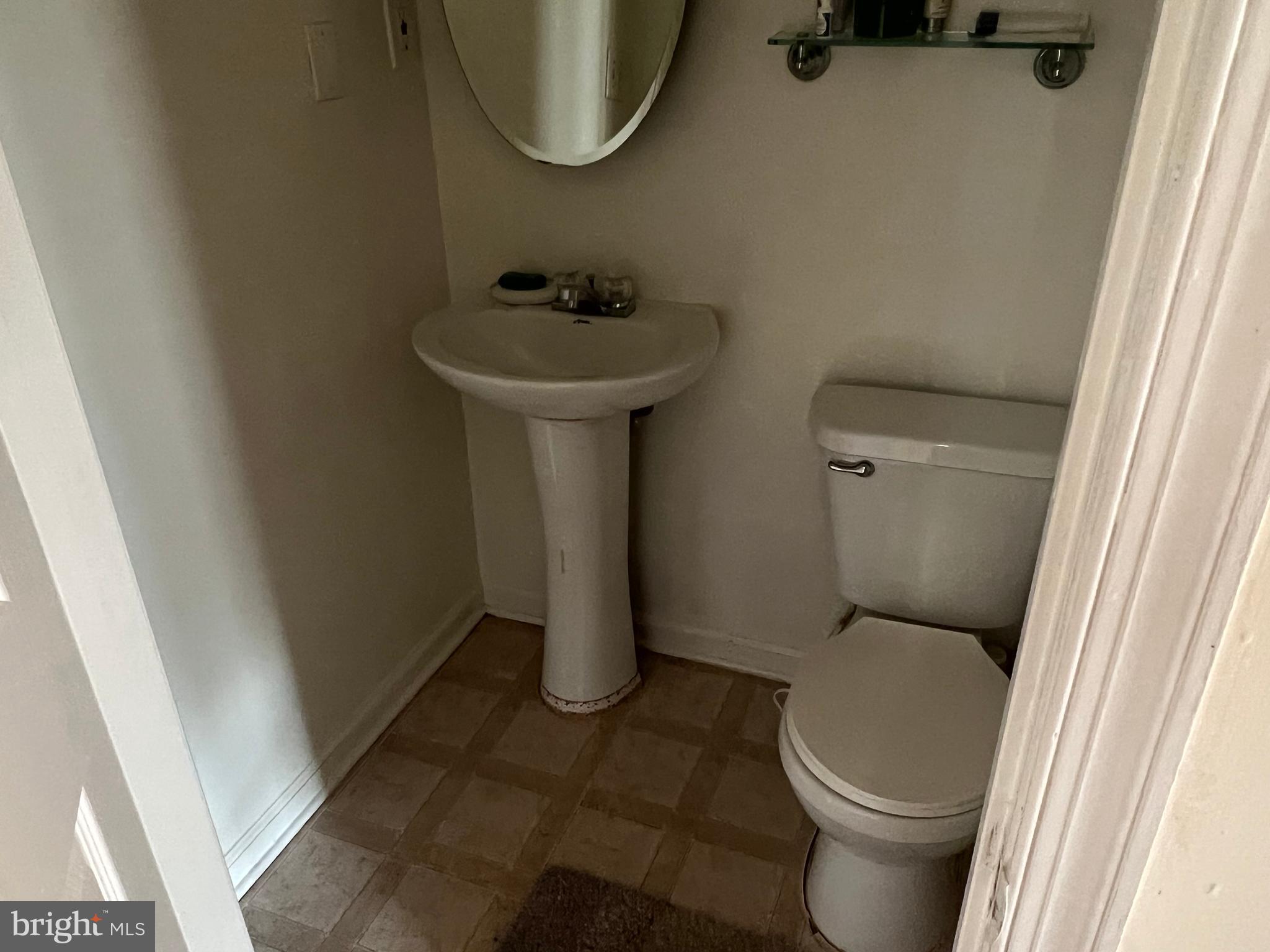 WHITE HOUSE HEIGHTS - Residential