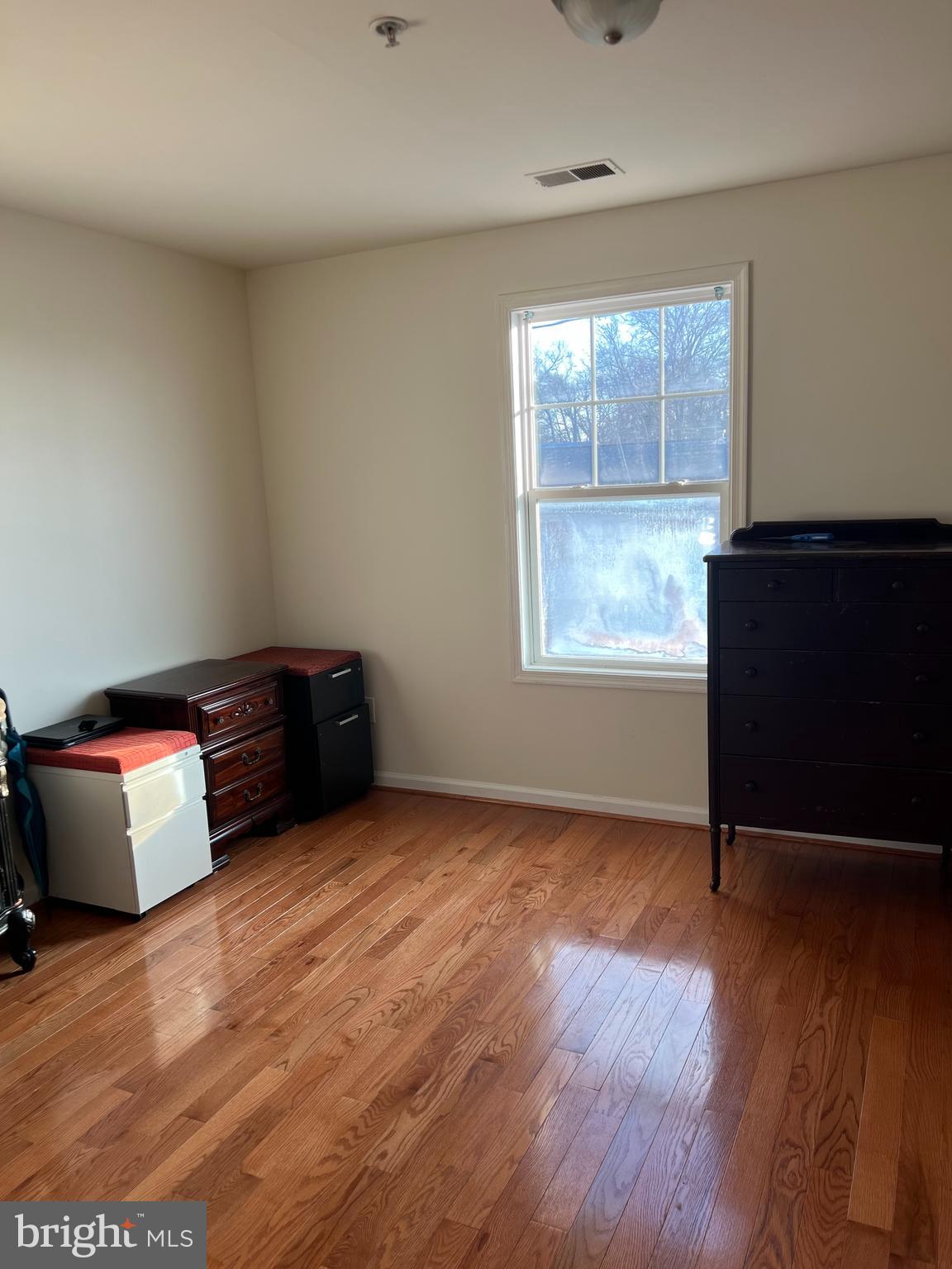 WHITE HOUSE HEIGHTS - Residential