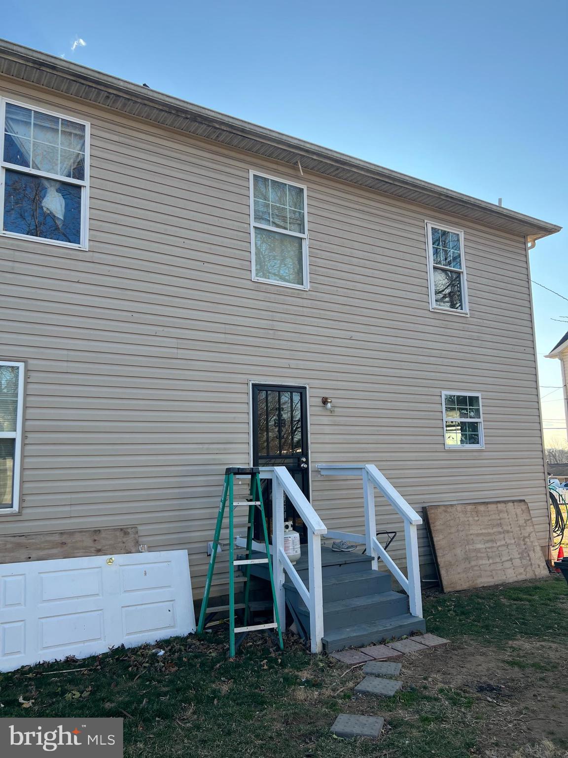 WHITE HOUSE HEIGHTS - Residential